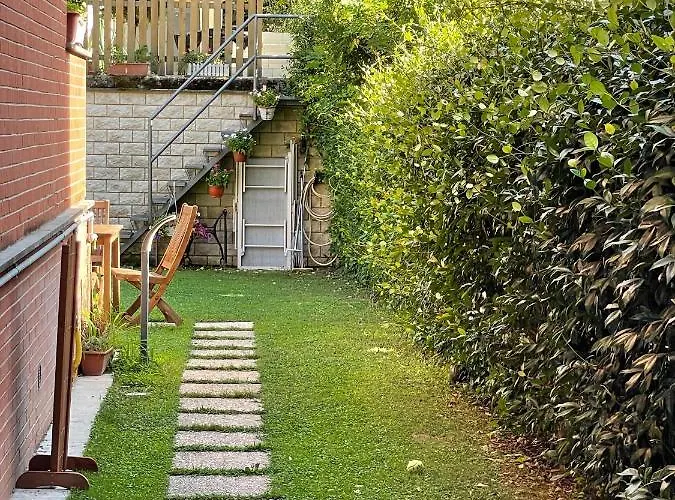 Apartament In&out - Mostacciano, Eur